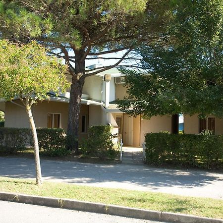 Olimpia Villa Bibione Bagian luar foto